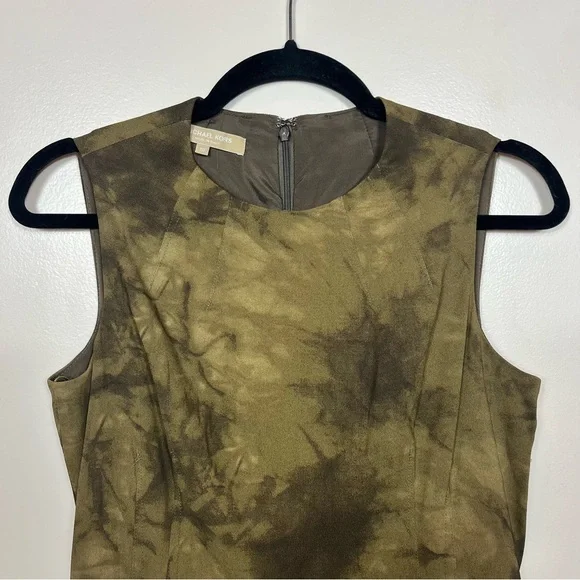 Michael Kors Collection Sheath Dress Size 10 Midi Length Sleeveless Olive Italy - Picture 3 of 12